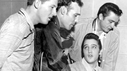 Elvis Presley in studio
