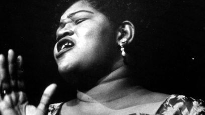 Big Mama Thornton performing