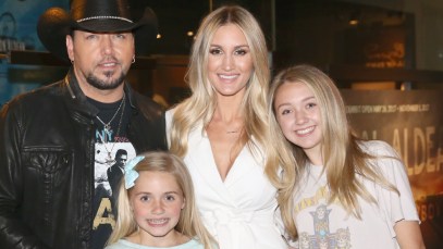 Jason Aldean's Daughter Navy Gets Guitar Tips from Pro Guitarist