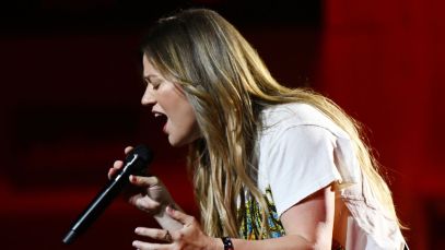 Report: Kelly Clarkson’s TV Future Hangs in the Balance Following Ex-Husband’s Death