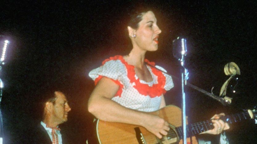 Kitty Wells, the First Female Solo Artist To Top the Country Charts, Was Born on This Day in 1919