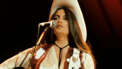 Emmylou Harris performing