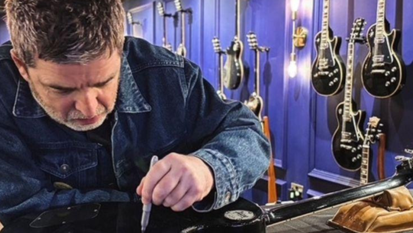 noel gallagher gibson les paul