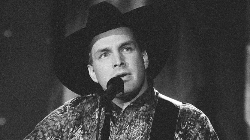 On This Day in 1991, Garth Brooks Went Where No Country Artist Had Ever Gone Before