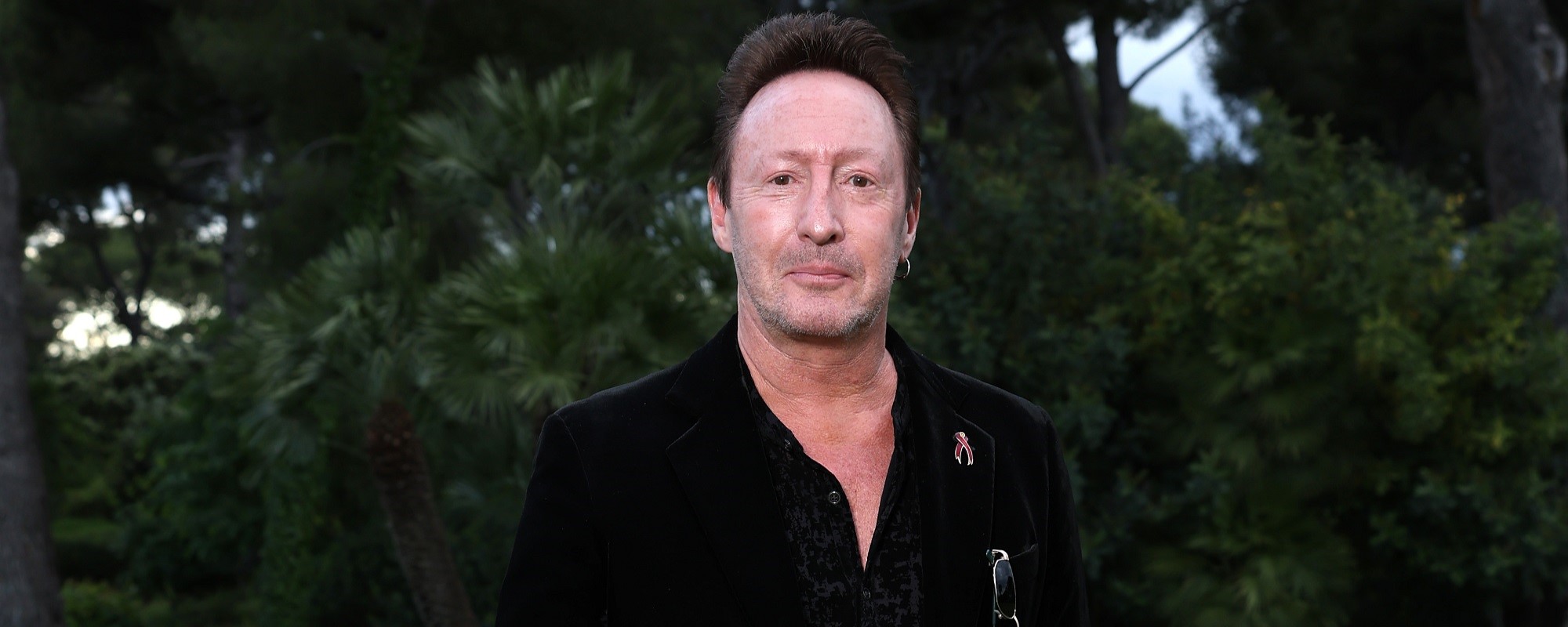 Julian Lennon Reveals Inspiration for Songs from His New EP, ‘Because…,’ Including the Andrew Watt Collab “I Won’t Give Up” (Exclusive)