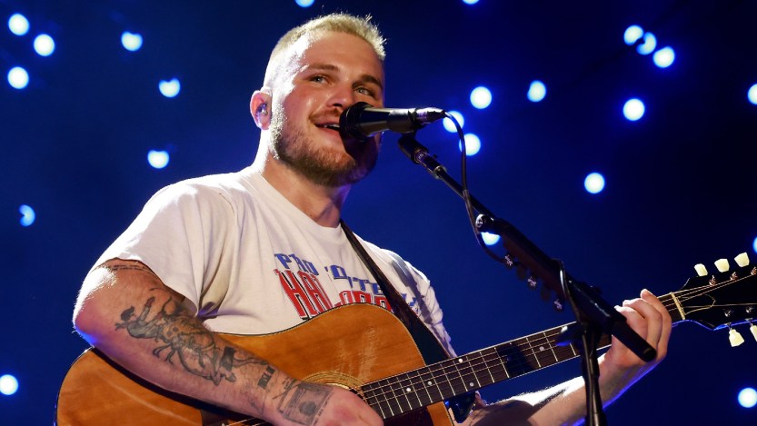 Zach Bryan & John Mayer Unite for Grateful Dead Classic at Historic Michigan Stadium Show