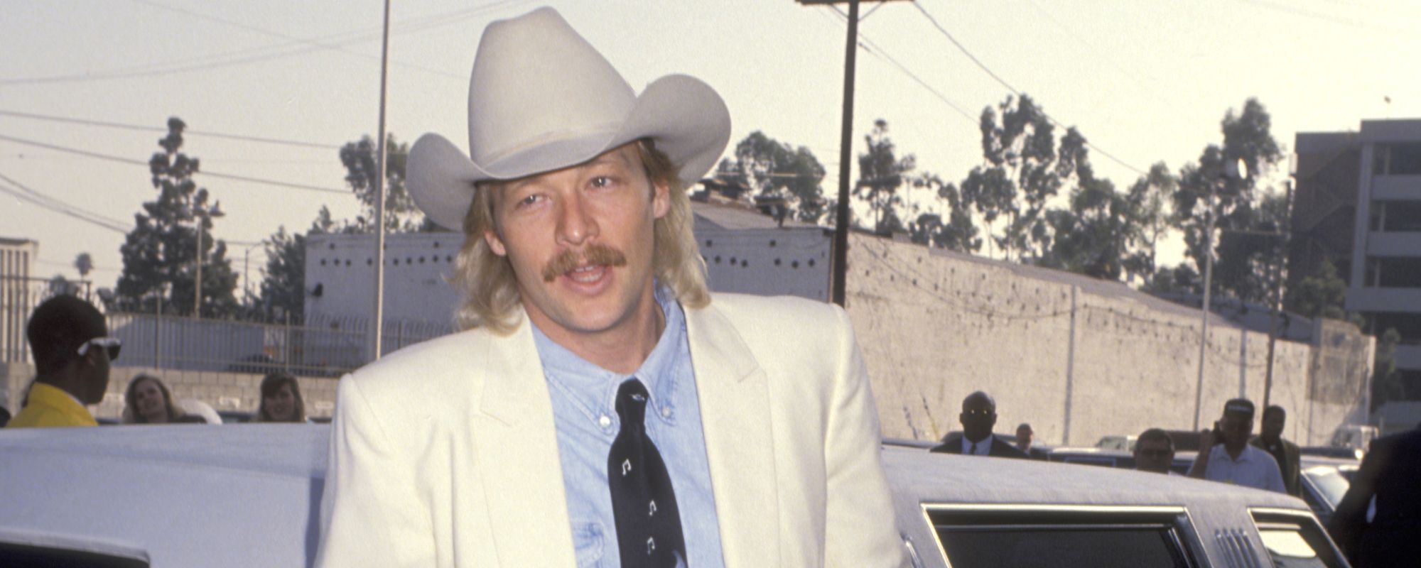On This Day in 1991, Alan Jackson Released His First No. 1 Song—an Anniversary Gift He Penned for His Wife During a Rainy Hotel Stay