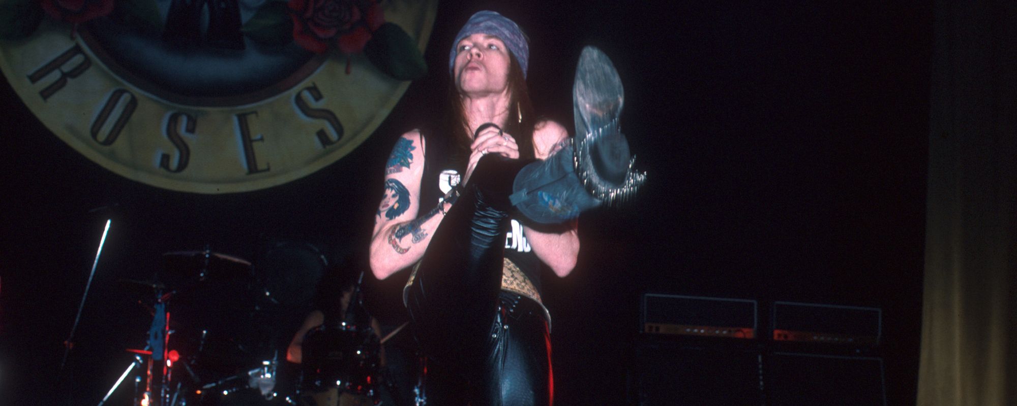 On This Day in 1989, Axl Rose Threatened the End of Guns N’ Roses With an Onstage Callout That Slash Never Forgave Him For