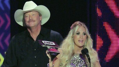Carrie Underwood Tips Her Hat to Alan Jackson Ahead of His Last Ride