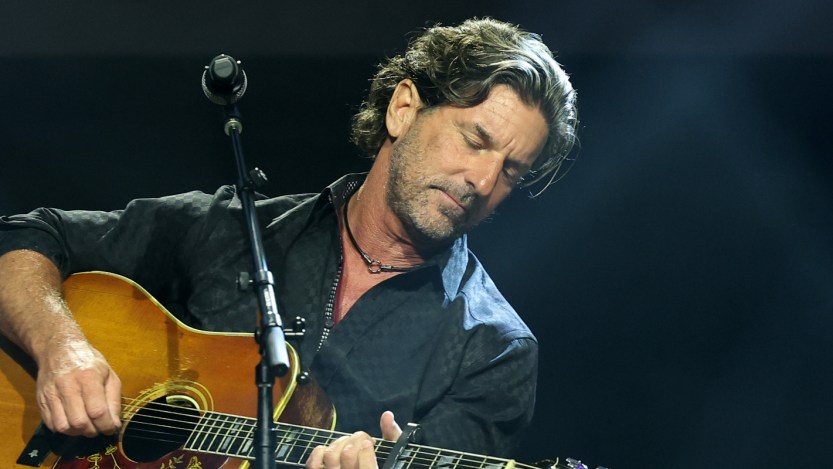 Brett James
