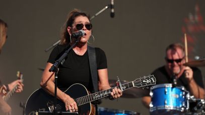 Why Gretchen Wilson Owes Alan Jackson an Apology Ahead of His Retirement