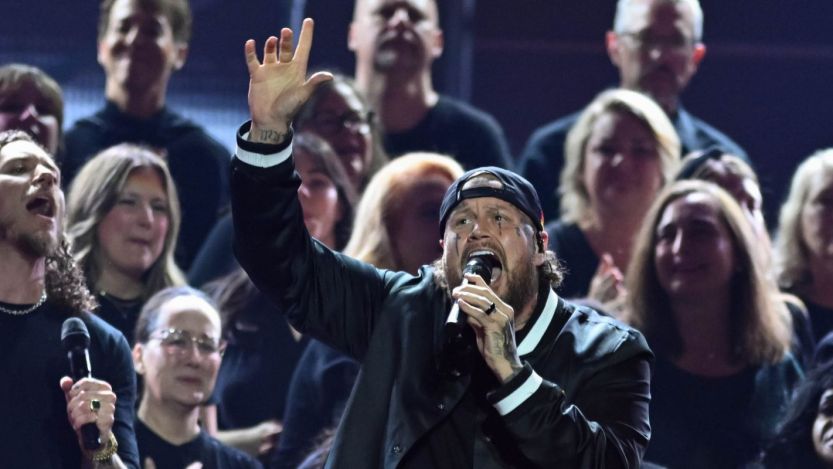 Jelly Roll Delivers Passionate Dove Awards Speech: “Go Feed the Poor”