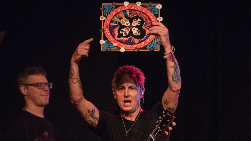 Pearl Jam’s Mike McCready “Would Not Have Picked up a Guitar” Without Late Kiss Guitarist Ace Frehley