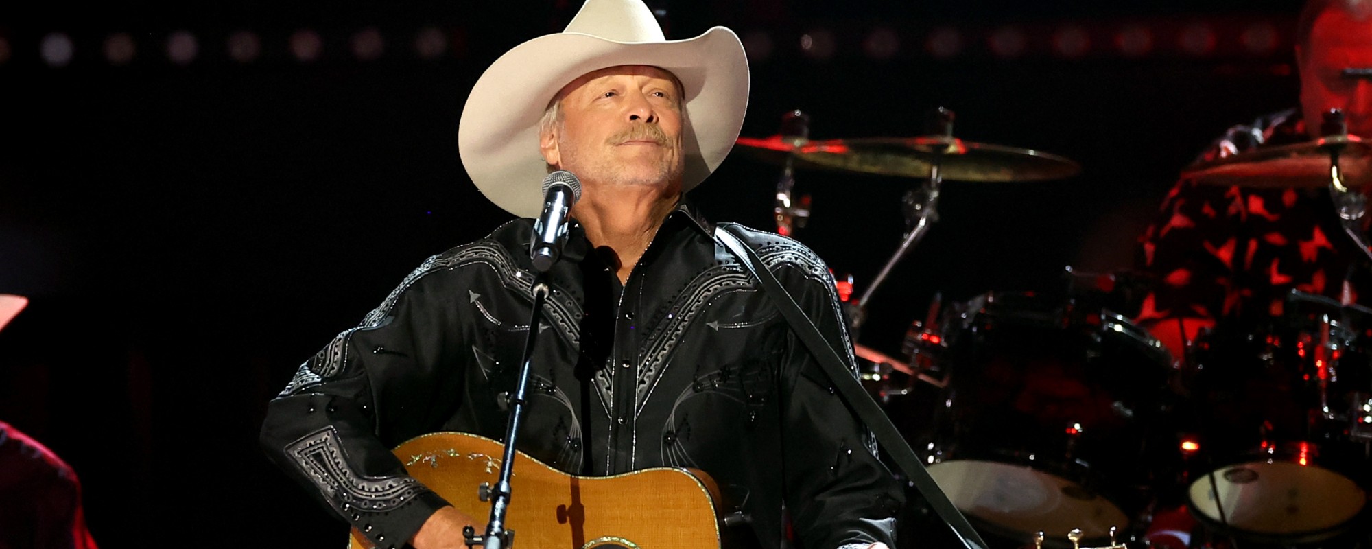 Alan Jackson Mourns the Death of His Longtime Friend and Collaborator: “I Don’t Know if My Career Would Have Ended up Quite the Same Without His Help”