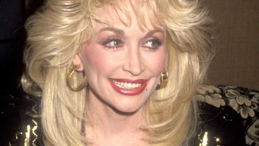 Dolly Parton, older sister of Randy Parton, in 1993