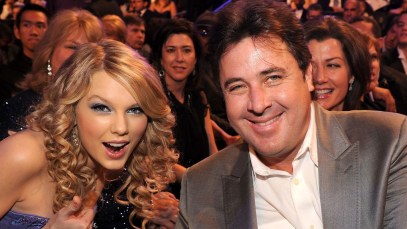 12 Years Ago, Taylor Swift Took the Stage With Vince Gill at the CMA Awards—and Earned “Newfound Respect” From Country Fans Everywhere