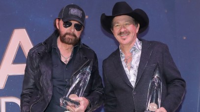 Brooks & Dunn Make History With 16th CMA Duo of the Year Win