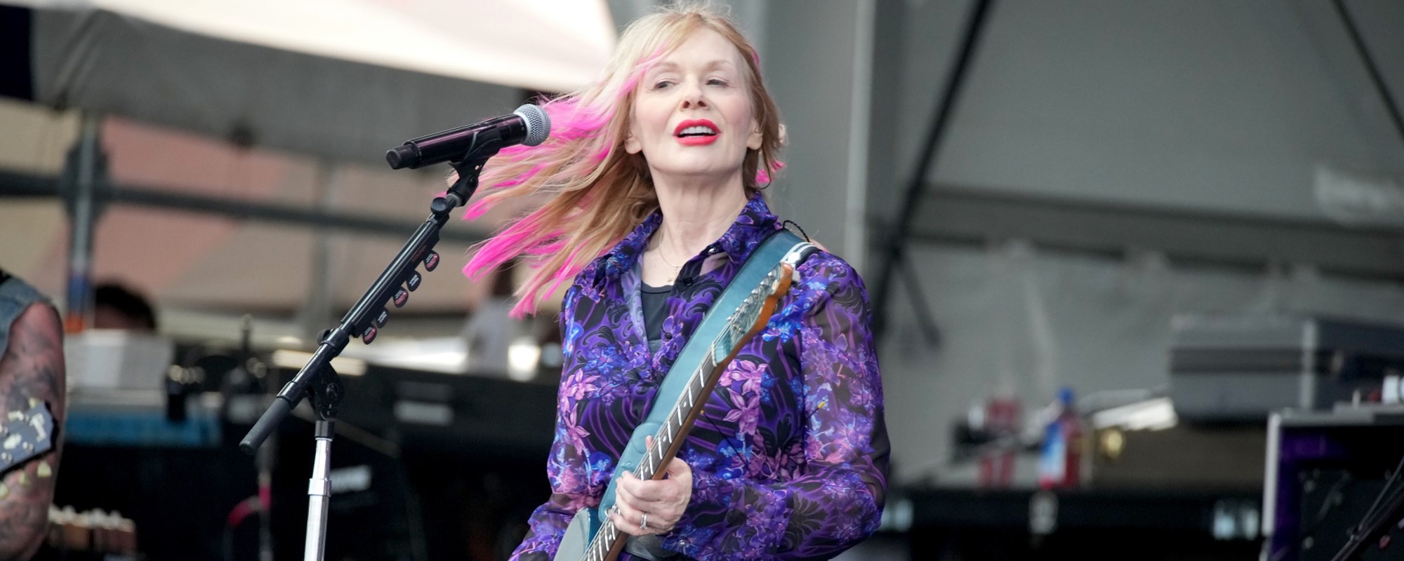 Nancy Wilson Pays Tribute the Late Mike Fisher, Heart’s Original Manager and Her Sister Ann’s “Magic Man”