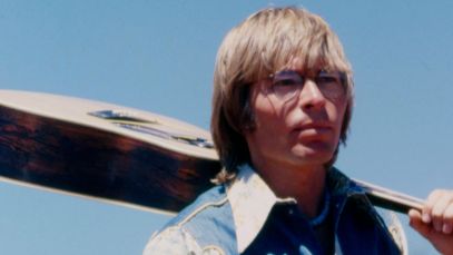 On This Day in 1975, 'Back Home Again' Took John Denver to the Top of the Country Charts