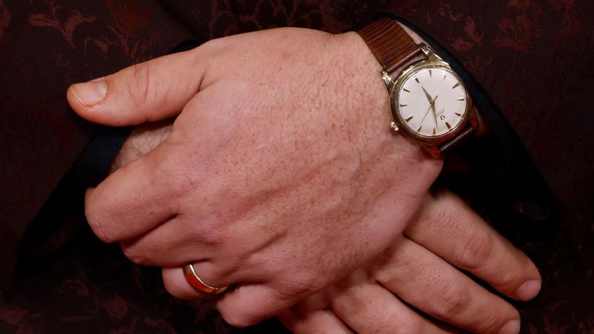 Luke Combs "Flexes" at CMA Awards With Watch Linked to Elvis Presley, Johnny Cash