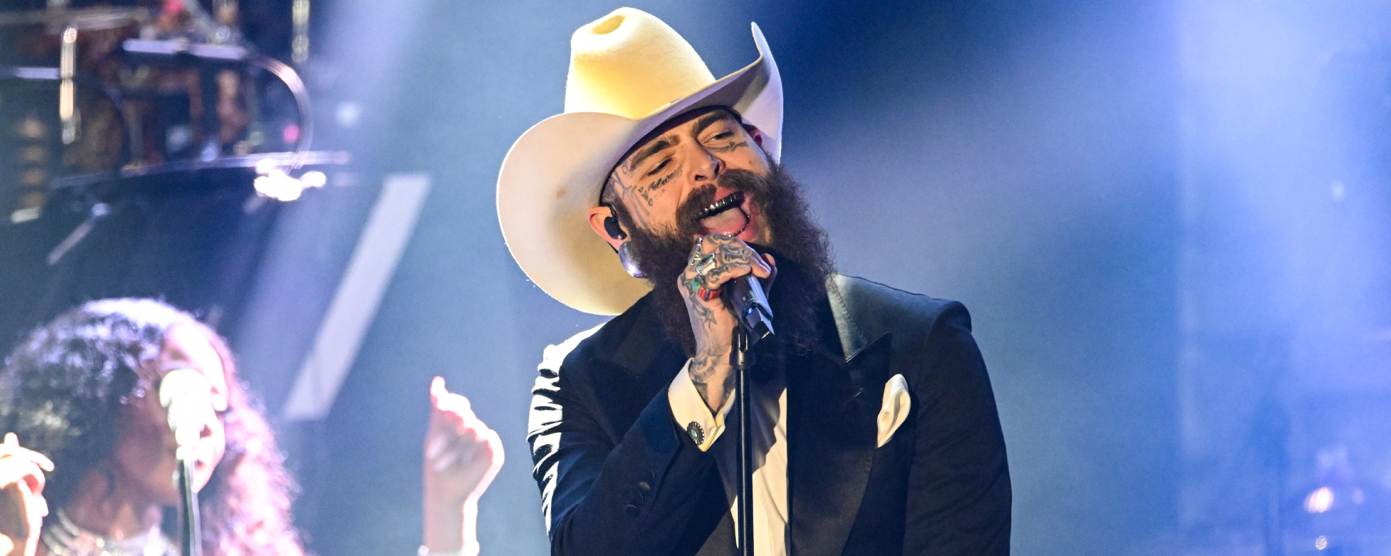 Post Malone's Nashville Bar Honors First Responders With Free Thanksgiving Week Meals