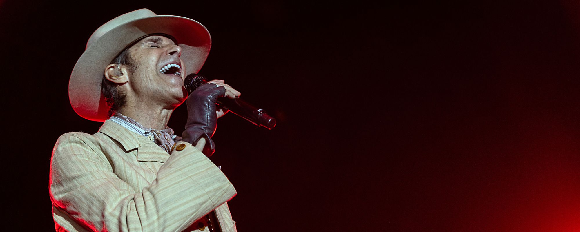 Perry Farrell Takes the Stage for First Time Since Jane’s Addiction Split
