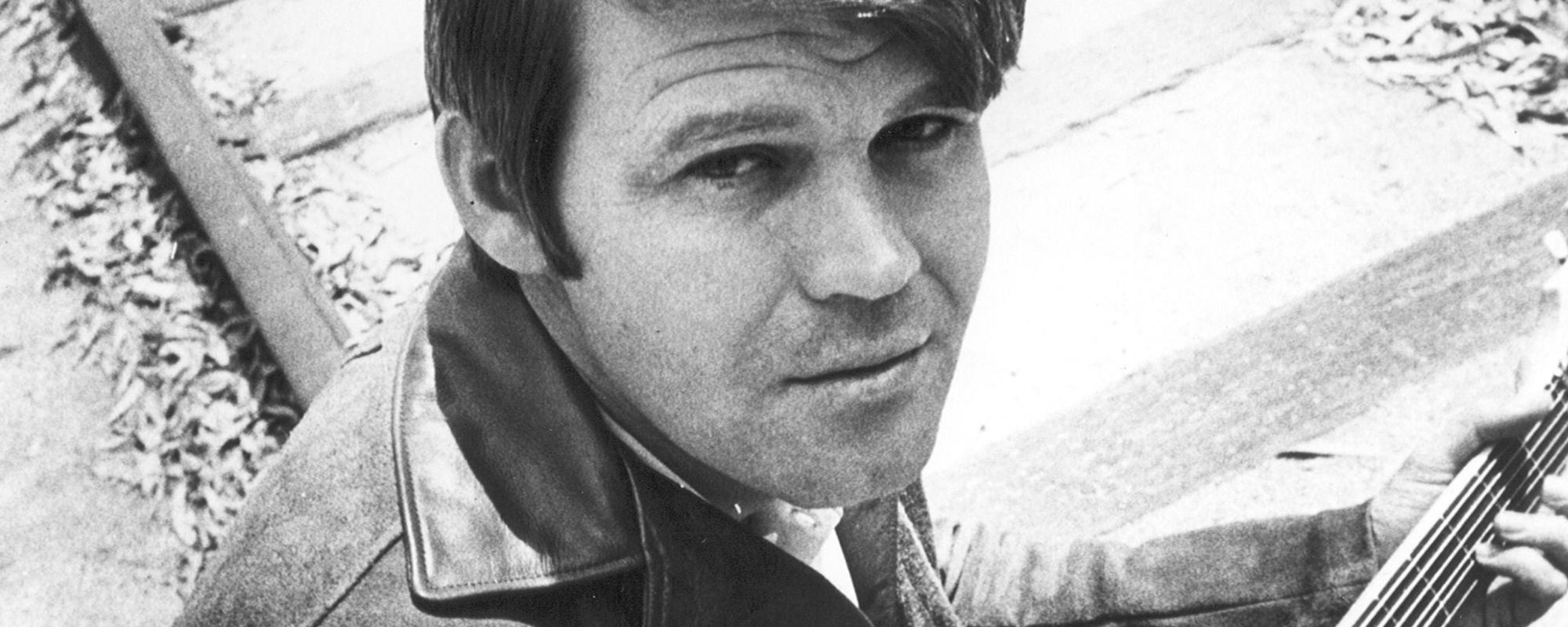 3 Songs That Feature Iconic Artists As Session Musicians