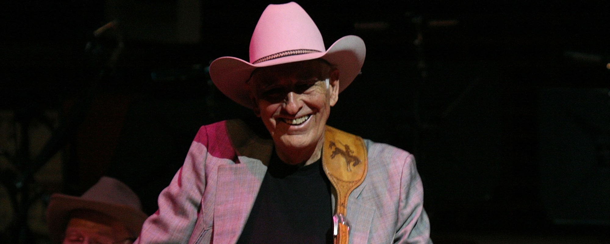 Born on This Day in 1931, the Willie Nelson Producer and Guitarist Who Was a Coin Toss Away From Being in the Plane Crash That Killed Buddy Holly