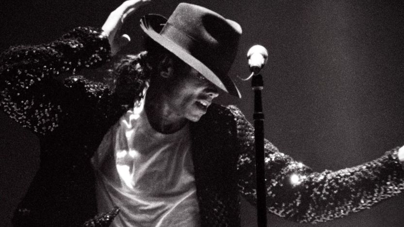 Michael JAckson performing