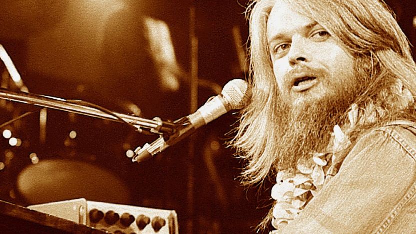 Leon Russell performing