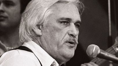 Born on This Day in 1932, the Country-Rockabilly Legend Better Known as ”The Silver Fox”