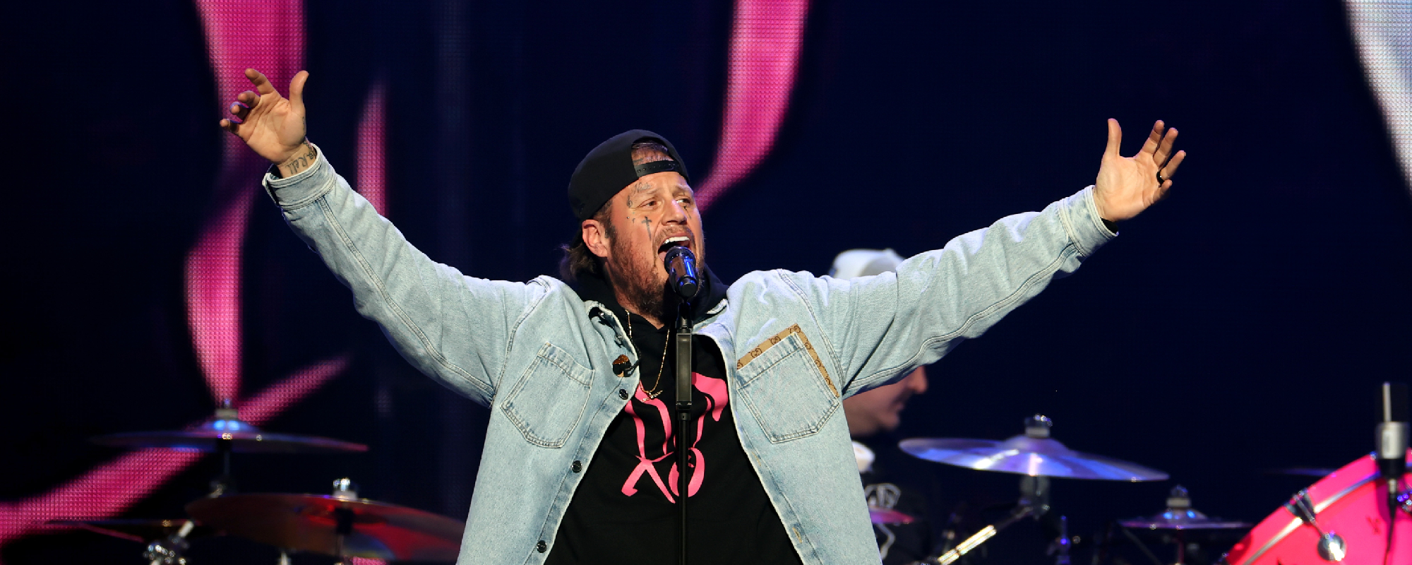 "You Could See He Was Struggling": Jelly Roll's Emotional Moment With a Fan Goes Viral