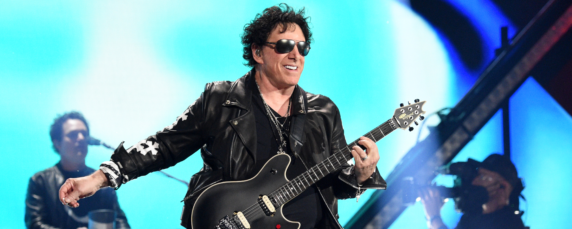 Neal Schon Offers Electrifying Performance During The Voice Finale