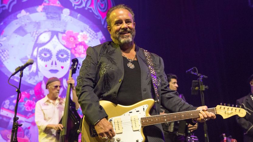 Service Details Revealed for Late Mavericks Frontman Raul Malo