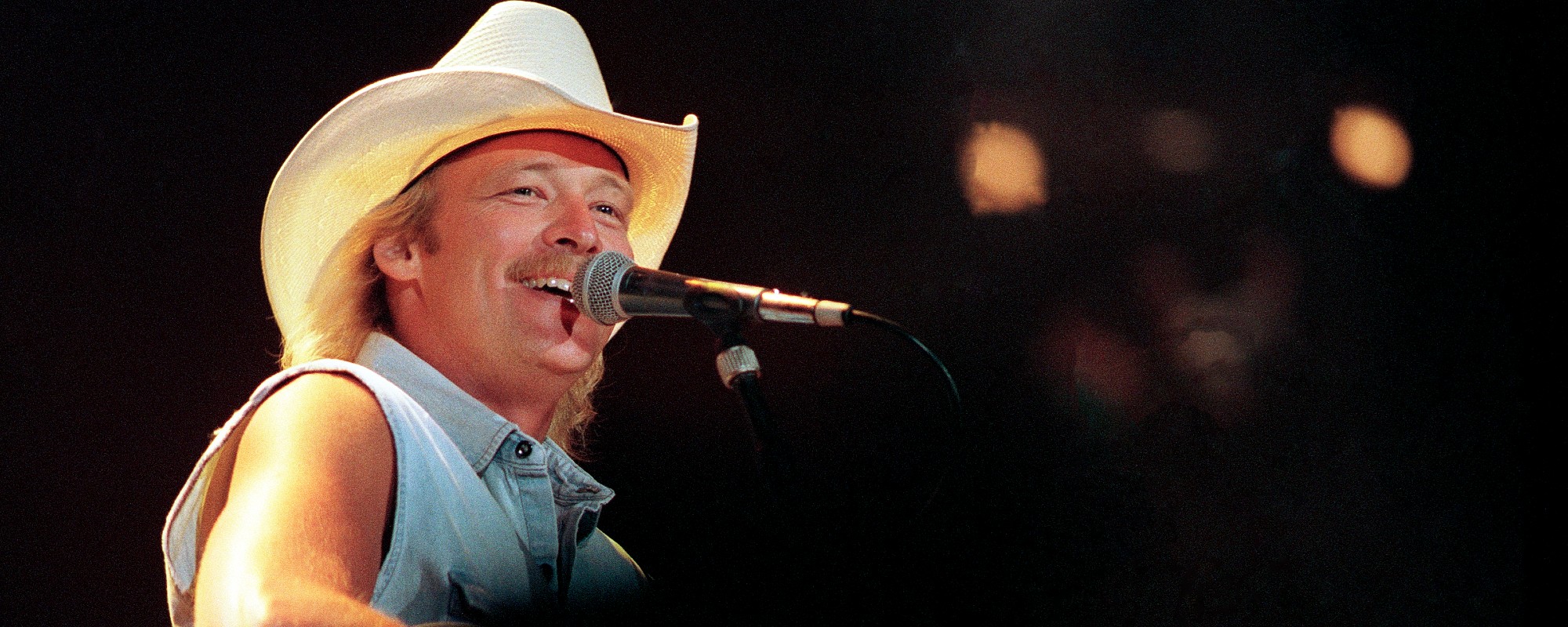 On This Day in 2002, Alan Jackson Released His 10th Album, Featuring the Patriotic Country Ballad That Left His Record Label Speechless