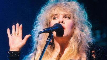 The Classic Fleetwood Mac Hit That Only Took Stevie Nicks 10 Minutes To Write