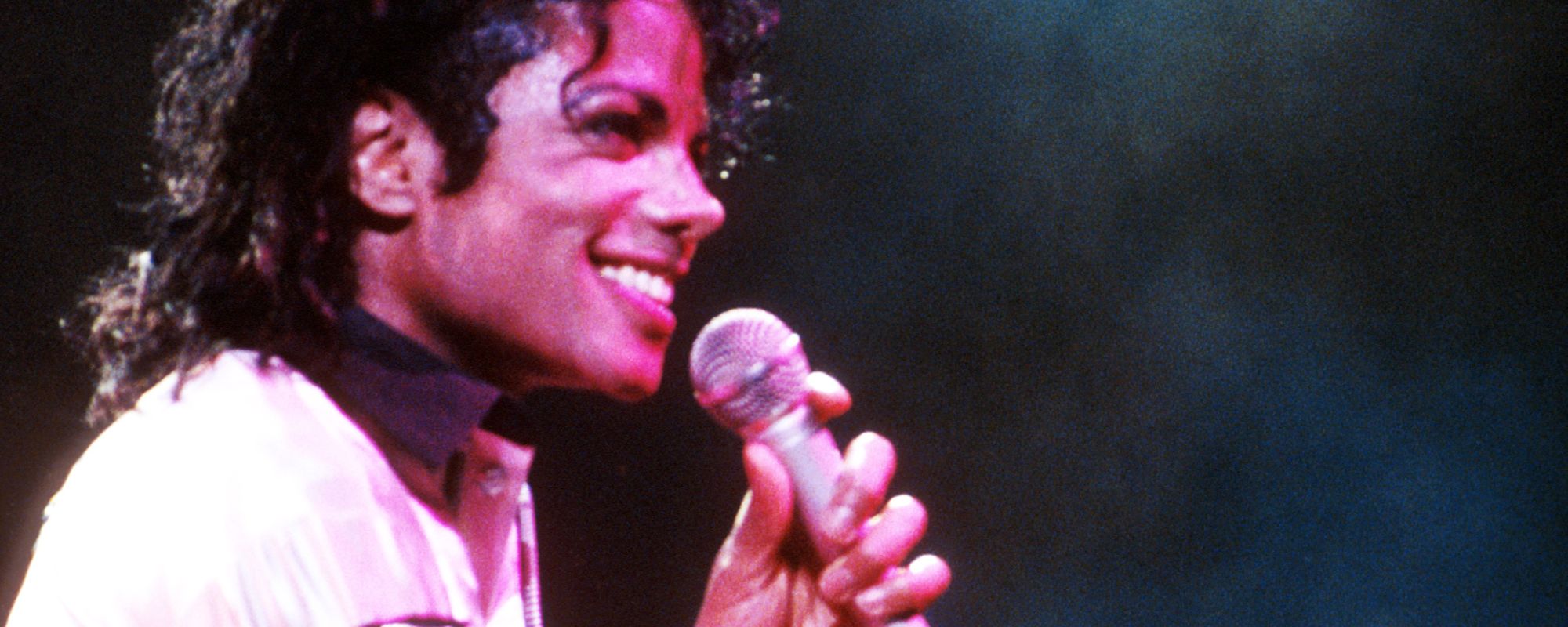 Michael Jackson Used His “Sexiest Diana Ross Voice” To Play Mischievous Pranks on His Crew on Tour