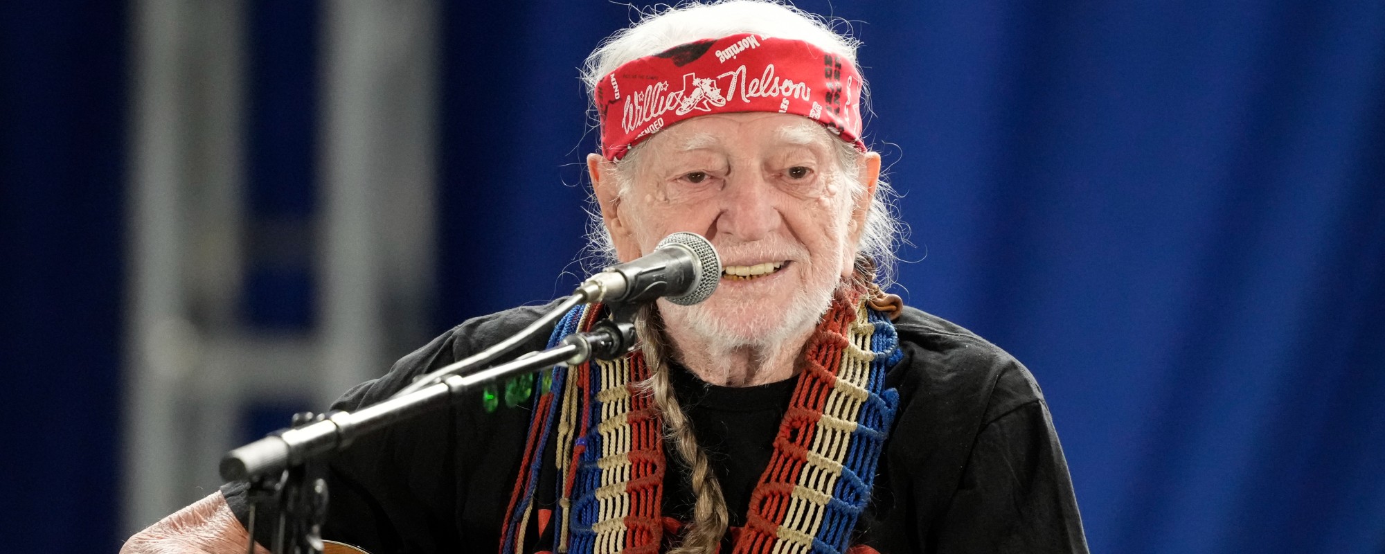 4 Willie Nelson Songs That Everyone Thinks He Wrote, but Were Written by Someone Else