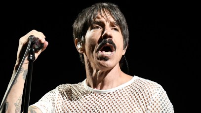 Former Chili Peppers Producer Calls Frontman Anthony Kiedis "Tone-Deaf"
