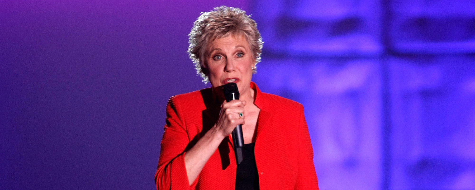 80-Year-Old Country Icon Surprises Fans With New Album After Nearly Two Decade Hiatus