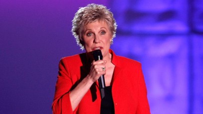 Anne Murray Surprises Fans With New Album After Long Hiatus