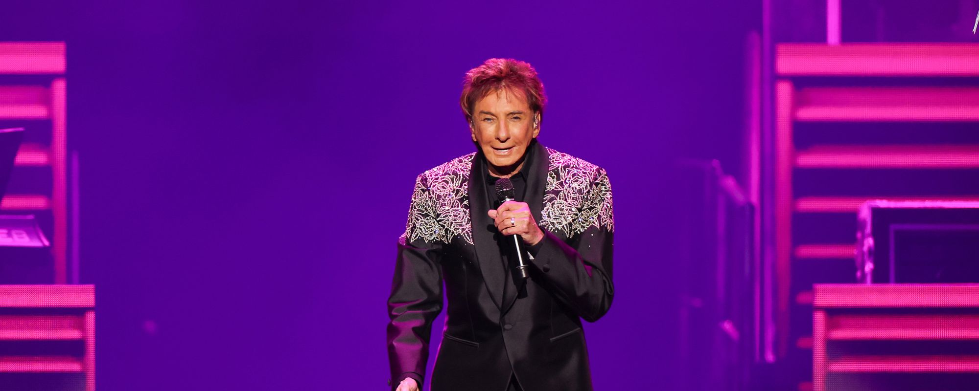 Barry Manilow Shares Uplifting Health Update Following Lung Cancer Diagnosis