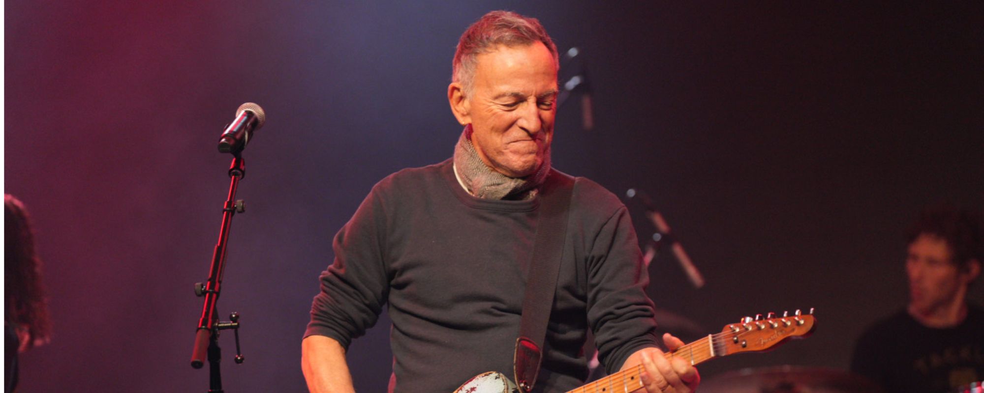 Bruce Springsteen Surprises Minneapolis Crowd With Live Debut of New Song