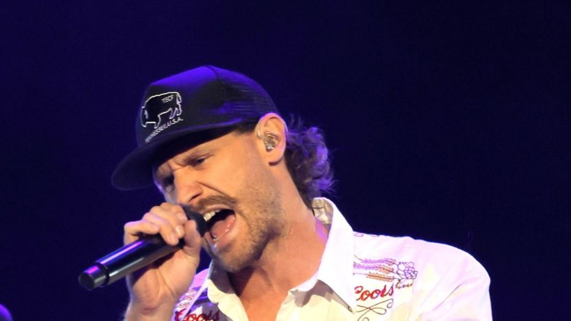 Country Singer Recalls “Breaking Point” That Led to Career Hiatus