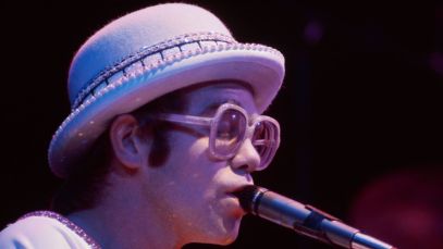 On This Day in 1975, Elton John Kicked off a Two-Week Run at No. 1 With This Beatles Cover (Featuring an Undercover Beatle)