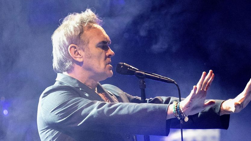 ‘80s Rocker Kicks off 2026 With More Canceled Shows