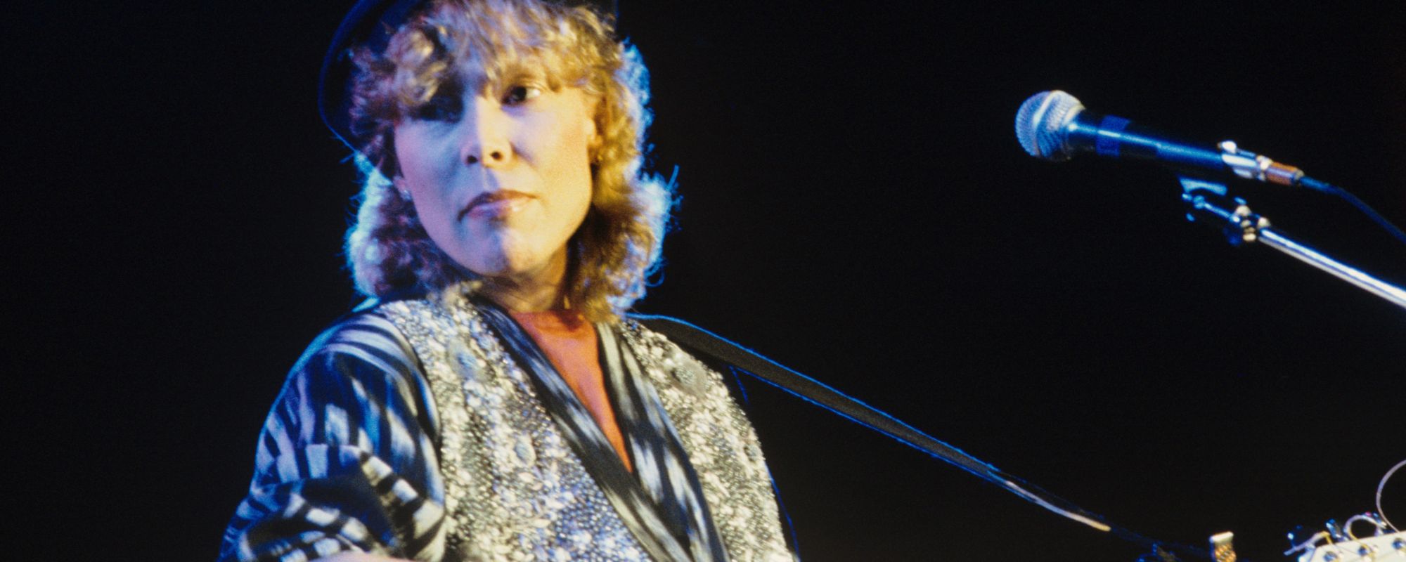 “Ignorant and Arbitrary”: The Album Joni Mitchell Felt Was Poorly Received Because of an “Icky” Music Industry