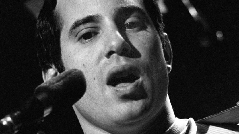 Paul Simon performing