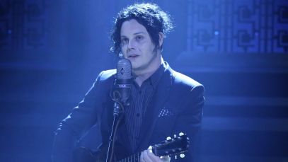 Jack White performing