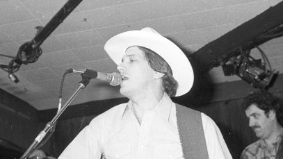 3 Country Songs From the 1980s You Haven’t Heard in Years but Still Know Every Word To
